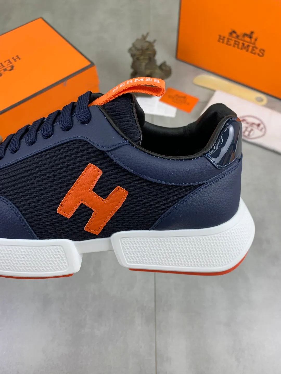 Men's men's shoes P460 new style [HERMES] Hermès - High-end quality original order - Upper: 🔝Nappa calfskin, sewn brand 'H' totem - Inner: water-dyed cowhide - Outsole: ultra-light TPU foam; molded outsole - Ultra-high quality control·Fine workmanship: highlighted (high-end·nobility·grade) -Size: 38-44 (45 can be customized)·